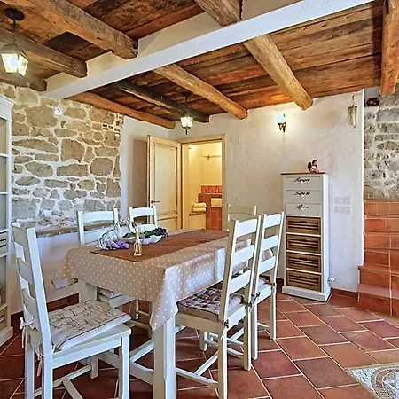 Petra Villa *