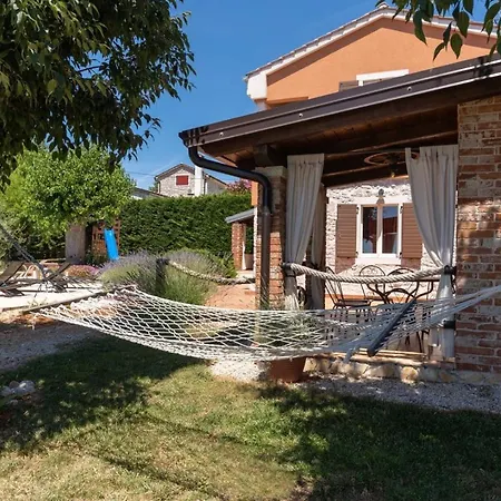 Petra Villa Dracevac